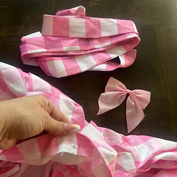 Margot Robbie Barbie The Movie Pink Plaid Dress Barbie Costume - Picture 10 of 13